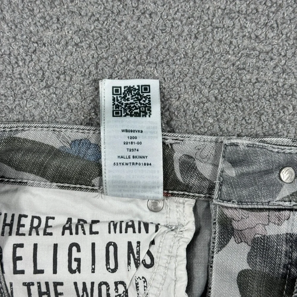 True Religion Jeans Women's Size 28 Gray Camo Floral Halle Mid-Rise Super Skinny - Picture 11 of 11